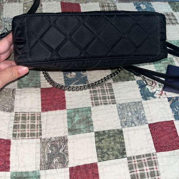 Prada bag - Picture 4 of 11